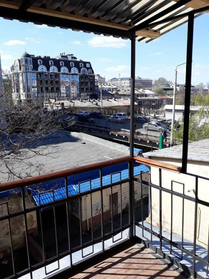 Двухуровневые Апартаменты С Балконом На Греческой Odessa Exterior foto